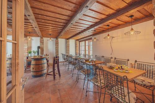 Hostal ?abinec - Penzion, Vinot�ka