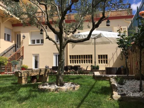 Hostal Casa Rural La Corchea