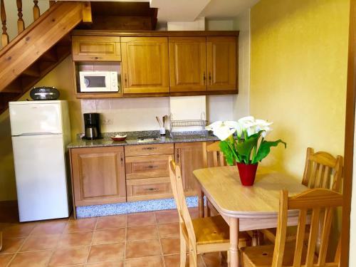 Apartamentos El Prad�n De Santa Marina