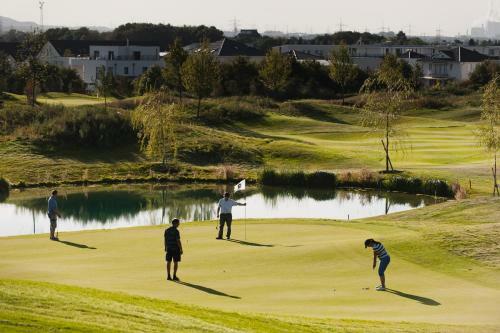 Hotel K�ln11 Im K�lner Golfclub