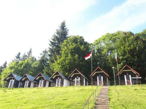 Olivin Kytlice Hiker Huts