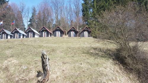 Olivin Kytlice Hiker Huts