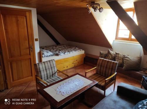 Apartm�n Pod S?�brnou Horou