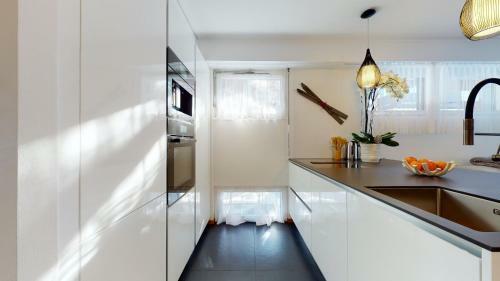 High Standing Apartment In Vercorin, 900m From The Ski Slopes