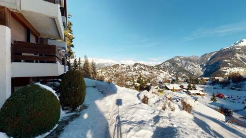 High Standing Apartment In Vercorin, 900m From The Ski Slopes