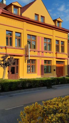 Hostal Hotel U Ber�nk?