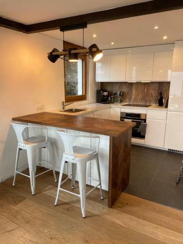 Cozy Chalet 6 Min From Violette Ski Station