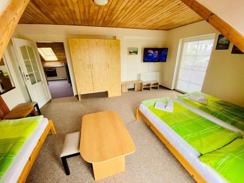 Hostal Apartments Lipno Serafin