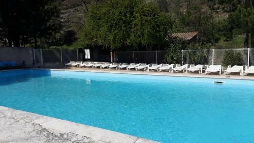 G�tes Du Domaine De Serre Long