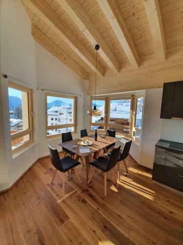 Apartamento Alpen-park Dachwohnung West