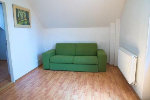 Hostal Penzion St?�brn� Lhota