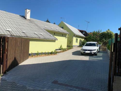 Apartm�ny Kosmonosy, Hradi?tsk� 193