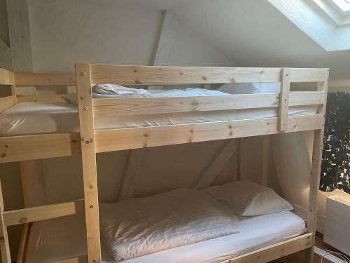 Lindas Beauty Hostel