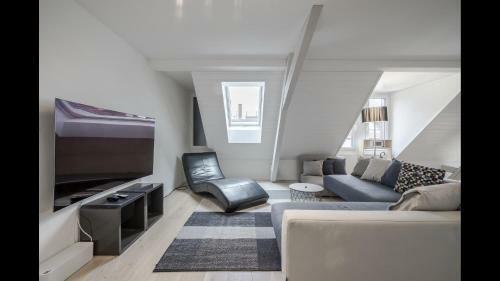 Luxury Penthouse Apartment