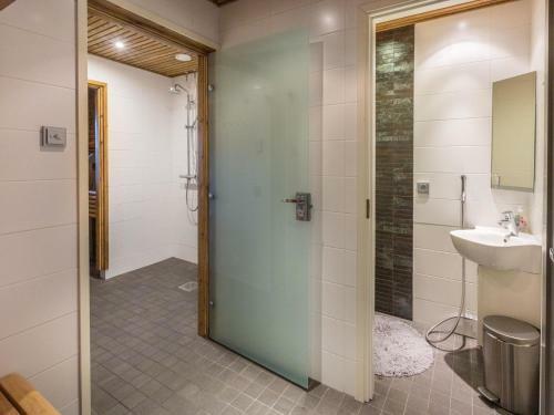 Holiday Home Karhunkieppi 11b
