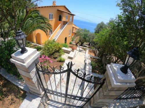 Silent Bay Apartments
