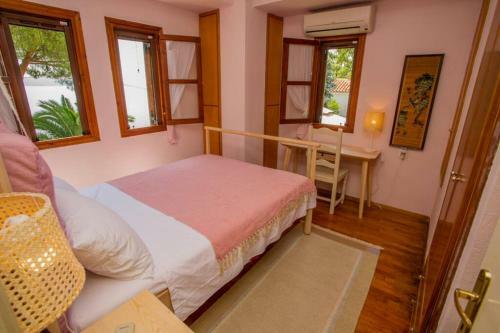 Natali's Villa By The Sea