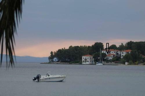 Natali's Villa By The Sea