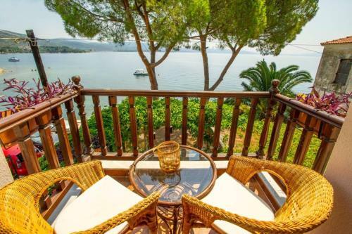 Natali's Villa By The Sea