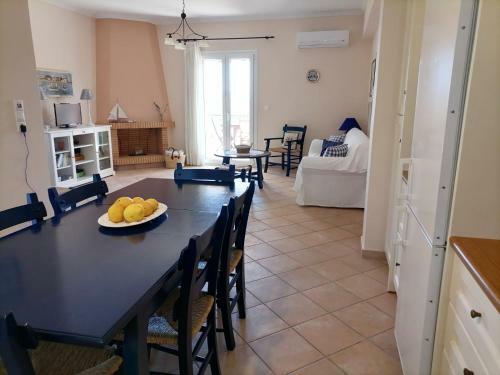 Sunny Coco Mat Villa In Katelios With A Sea View