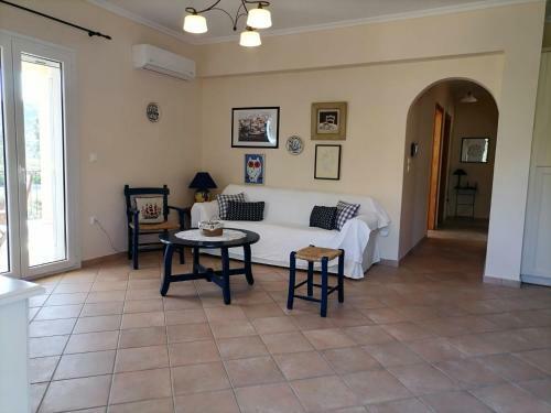 Sunny Coco Mat Villa In Katelios With A Sea View