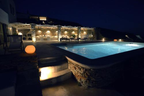 Spectacular Sunset View Villa At Melissaki