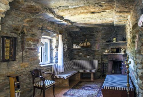 Original Stone Farmhouse, For An Altenative Style Holiday