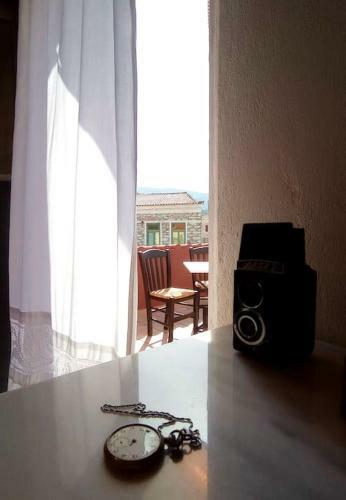 Moscha's Pink House In Chalki