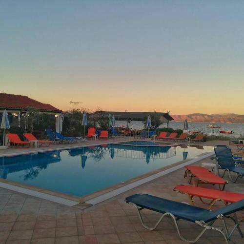 Sofia Beach Apartments