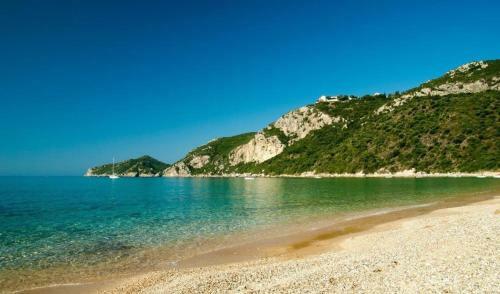Summer Desire - One Bedroom Apartment With Sea View