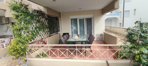 Lucy's Next To Sea Apartment