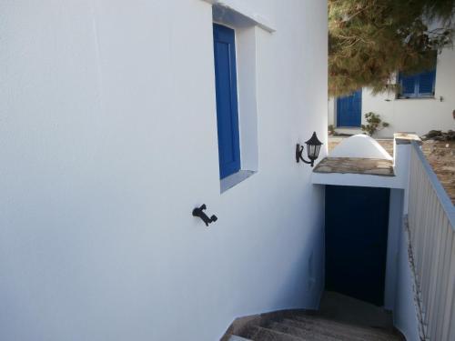 Ktikados Village House.