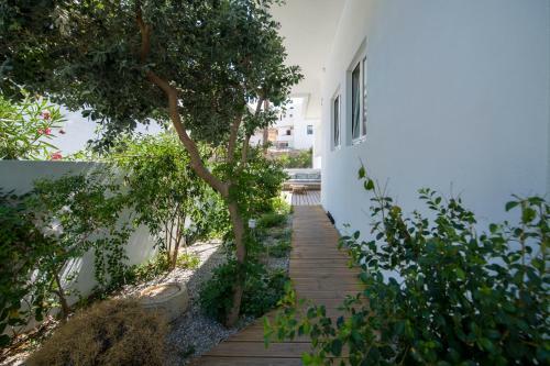 Hostal Eleana Nature & Art