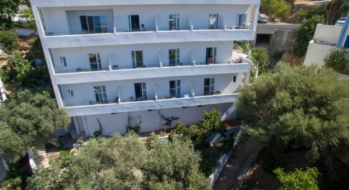 Hostal Eleana Nature & Art