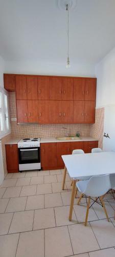 "tsiftsis" City Apartments