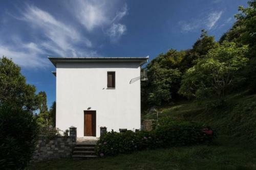 Aegean's Whispery Seafront Villa