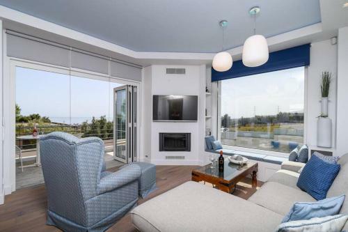 Luxurious Villa Malomar