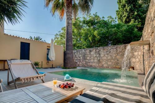 Orange Farm Villa