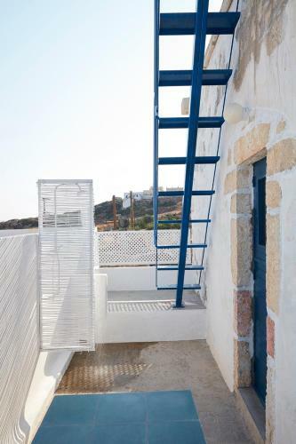 Hostal Kimolos View