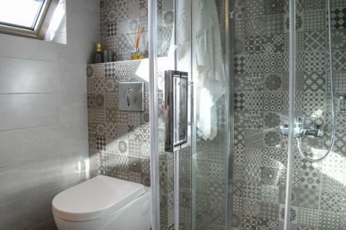 Stone Residence/ Amazing Seaview 1km To The Beach