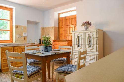 Stone Residence/ Amazing Seaview 1km To The Beach