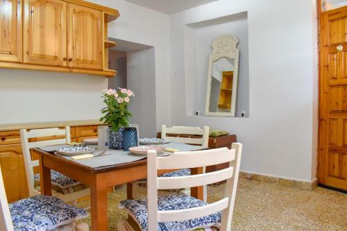 Stone Residence/ Amazing Seaview 1km To The Beach