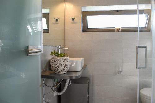 Stone Residence/ Amazing Seaview 1km To The Beach