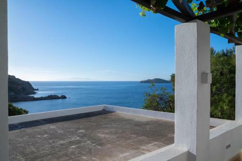 Hotel Lotos Beach Home