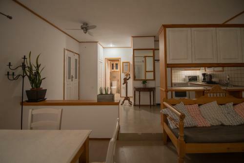 Hotel Lotos Beach Home
