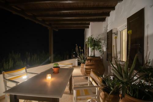 Hotel Lotos Beach Home