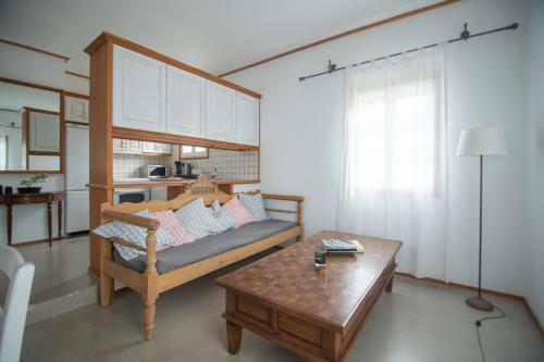 Hotel Lotos Beach Home