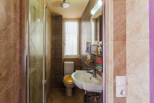 Beachfront Luxury Villa-private Pool, Garden Retreats
