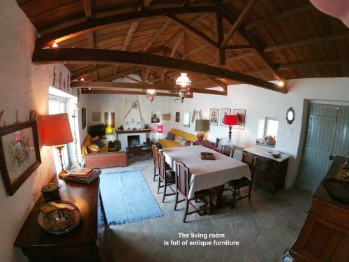 Kiveri 1876 Traditional Seafront Cottage