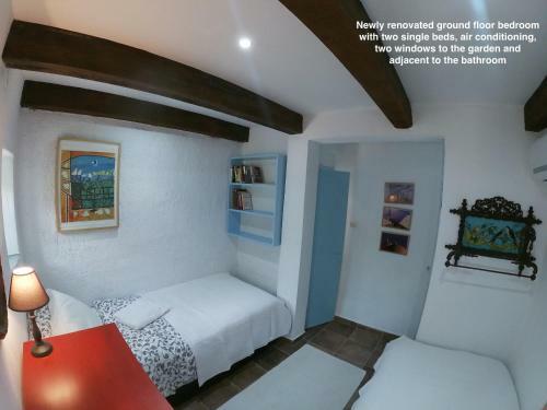 Kiveri 1876 Traditional Seafront Cottage